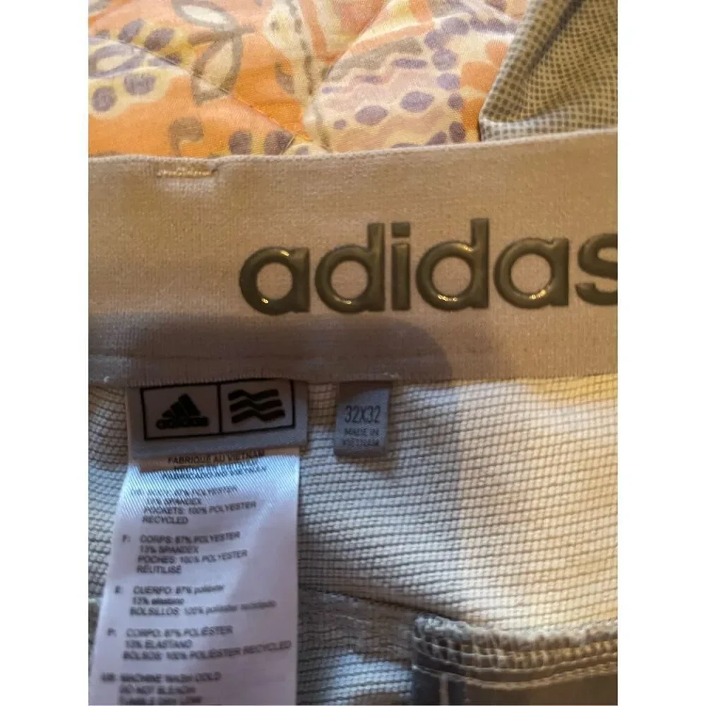 Adidas Men's Beige Check Pattern Relaxed Golf Khaki Pants Size 32 X 32